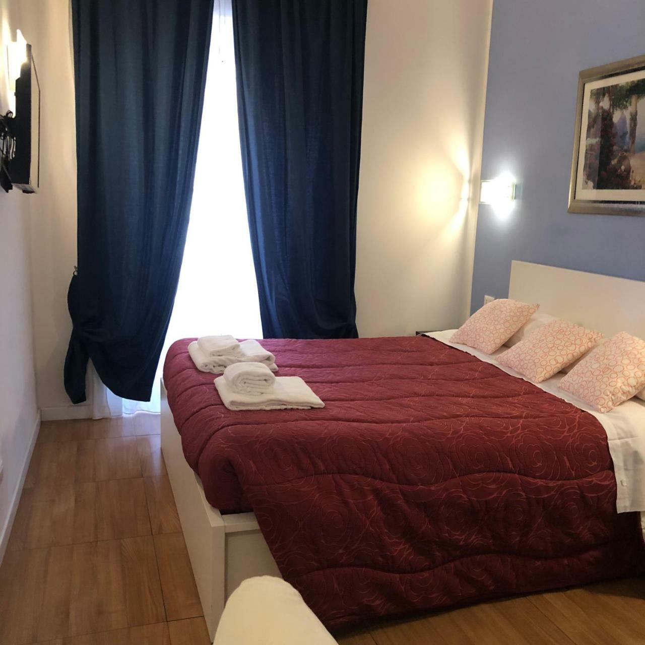 Residenza Giulia Al Colosseo Рим Екстер'єр фото